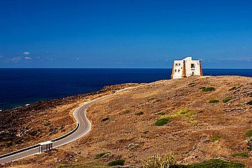 Panorama all'isola di Ustica.