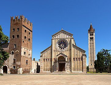 Facciata e campanile della Chiesa di San Zeno.