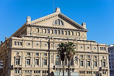 Il famoso Teatro Colon di Buenos Aires.