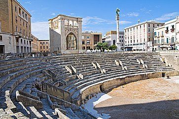 Prospettiva dell'anfiteatro romano di Lecce.