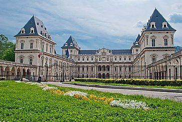 L'esterno del Castello del Valentino a Torino.