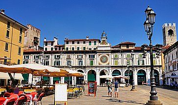 Piazza della Loggia a Brescia.