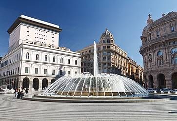 La fontana a Piazza De Ferrari a Genova.