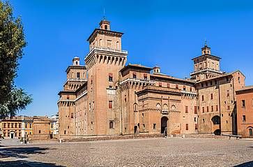 Il castello Estense di Ferrara..