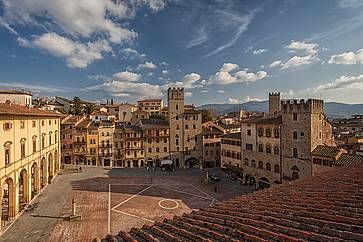 Vista dal campanile della Chiesa di Santa Maria della Pieve ad Arezzo.