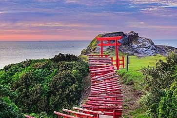 Il Santuario Motonosumi Inari nella prefettura di Yamaguchi.