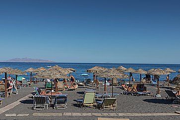 Spiaggia di Kamari a Santorini.