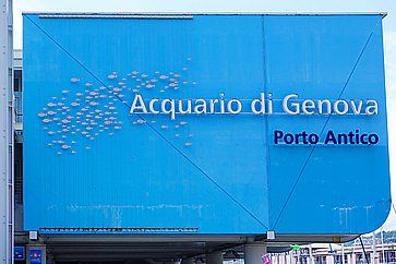 L'ingresso dell'Acquario di Genova.