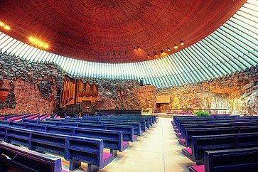 Chiesa Temppeliaukio ad Helsinki.