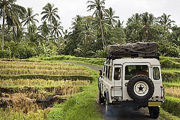 Avventura in Jeep nella natura.