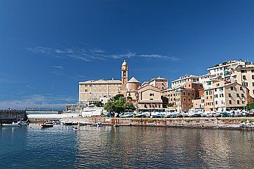 Bel panorama vicino a Genova.