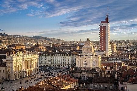 Panorama di Torino dalla torre campanaria, con Piazza Castello e Palazzo Madama.