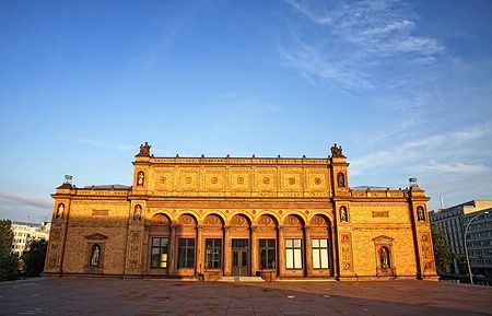 Edificio della Hamburger Kunsthalle ad Amburgo al tramonto.