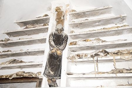 Resti mummificati nelle Catacombe dei Cappuccini a Palermo, in Sicilia.