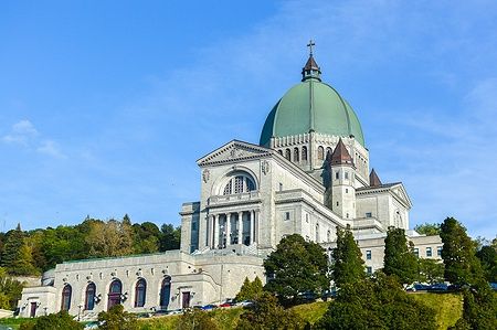 Oratorio di San Giuseppe a Montreal con la sua imponente cupola verde.