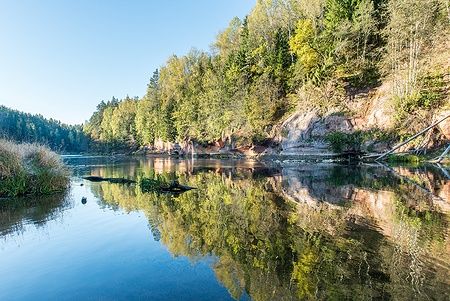 Scogliere di arenaria nel Parco Nazionale di Gauja in Lettonia.