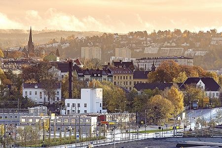 Vista di Oslo dalla cima del tetto dell'opera al mattino.