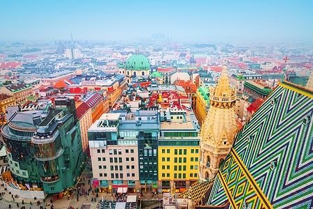 Vista panoramica di Vienna dal tetto della Cattedrale di Santo Stefano.