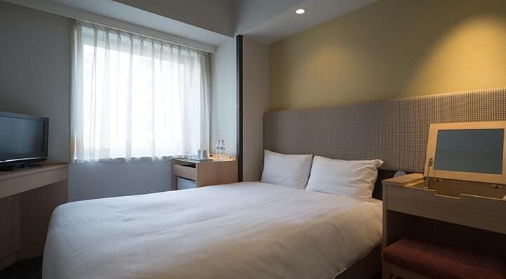 Stanza singola in un hotel.