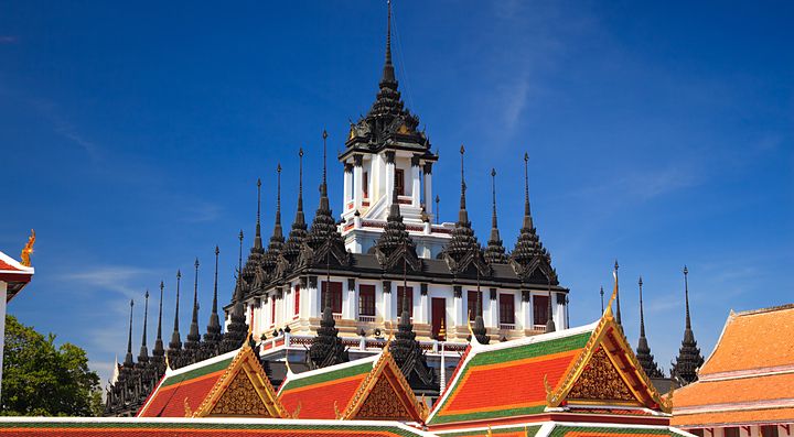 Il tempio Loha Prasat.