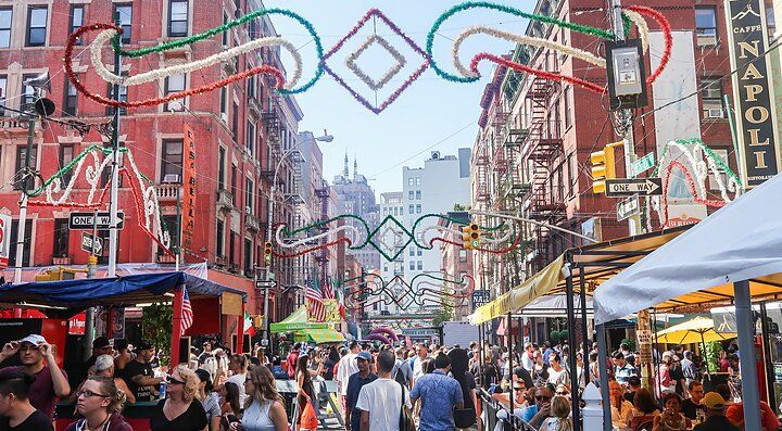 La zona di Little Italy a New York durante il festival di San Gennaro.