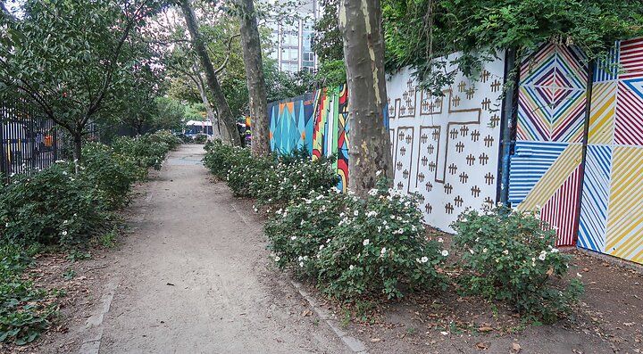 Passeggiata al First Street Garden.
