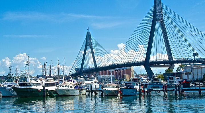 L'Anzac Bridge a Sydney.