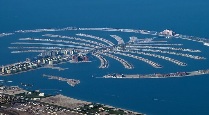 Le isole artificiali a forma di palma a Dubai.