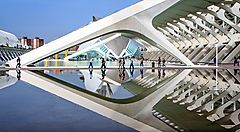 Architettura moderna alla Città delle Arti e delle Scienze di Valencia.
