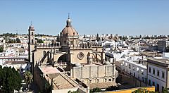 Cattedrale di Jerez de la Frontera con vista sulla città.