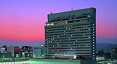 Hotel Granvia ad Hiroshima, al tramonto.