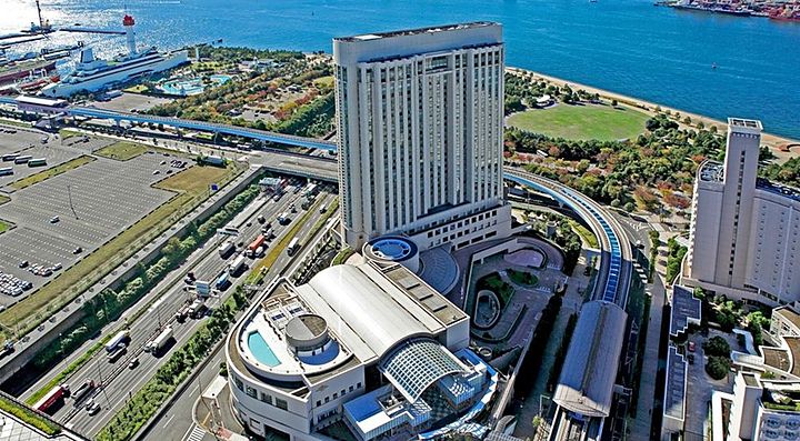 Il Grand Pacific Le Daiba Hotel.