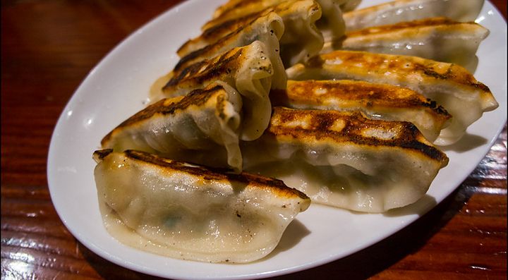 Piatto di gyoza da Gyoza Lou.