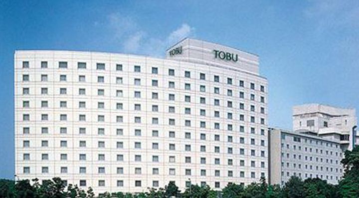 L'edificio del Tobu Hotel, nei pressi dell'aeroporto di Narita.