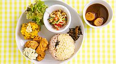 Pranzo vegano da Lima Cafe.