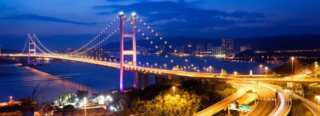 Il ponte Tsing Ma Bridge, che collega Hong Kong all'isola di Lantau.