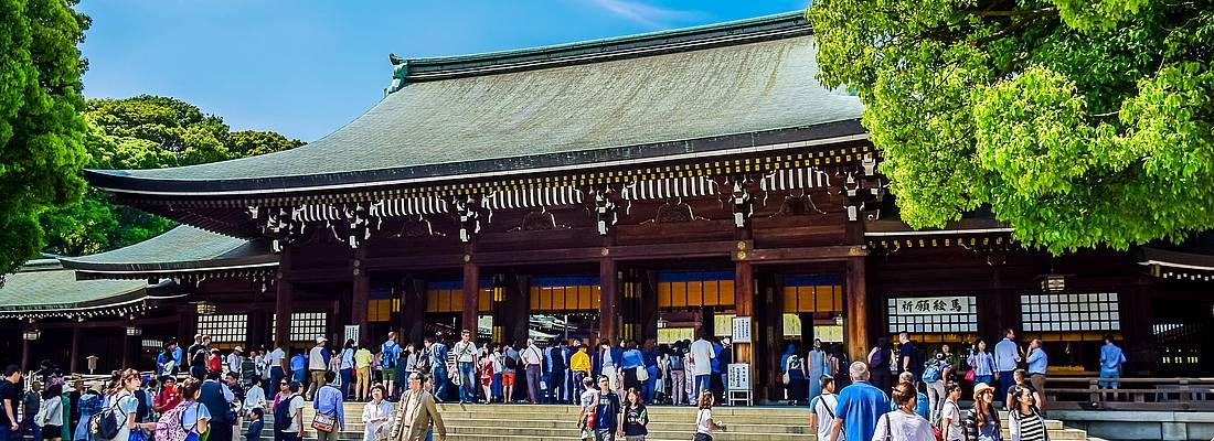 Il santuario Meiji in una giornata di sole.