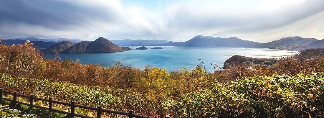 Vista del Lago Toya in Hokkaido.