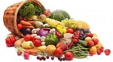 Cesto di verdure, simbolo di un alimentazione sana.