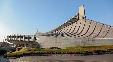 Esterno dell'edificio Yoyogi National Gymnasium.