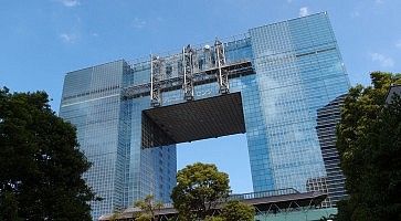 L'edificio Telecom Center ad Odaiba.