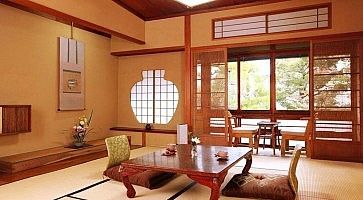 Stanza tradizionale molto ben curata all'hotel Kaminaka di Takayama.