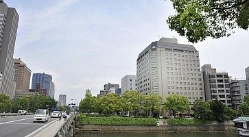 Esterno del Sunroute Hotel di Hiroshima.