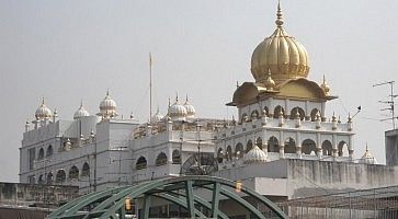 Il tempio Gurdwara Sikh.
