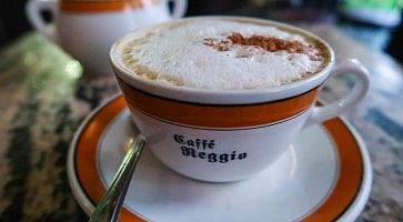 Cappuccino al Caffè Reggio di New York.