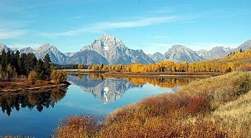 Lago e montagne al Grand Teton National Park.