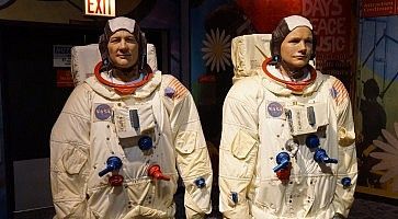 Astronauti al museo delle cere a New YOrk.