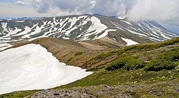 Le montagne intorno ad Asahidake Onsen.