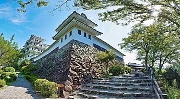 castello-gujo-hachiman