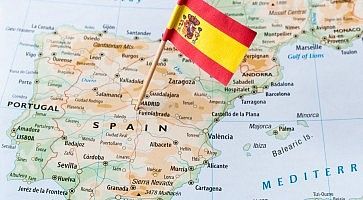 La mappa della Spagna con la bandiera spagnola.